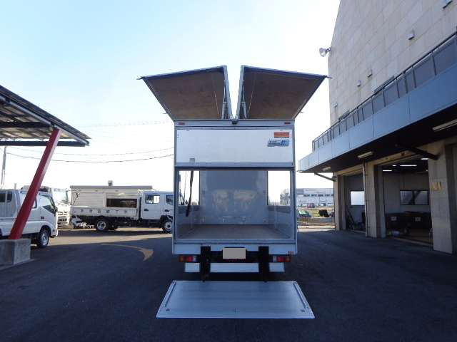 日野デュトロアルミウイング小型（2t・3t）[写真08]