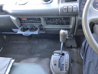 いすゞエルフダブルキャブ（Wキャブ）小型（2t・3t）[写真25]