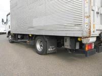 いすゞエルフアルミバン小型（2t・3t）[写真17]