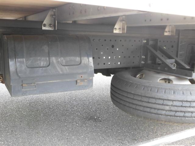 いすゞエルフアルミバン小型（2t・3t）[写真21]