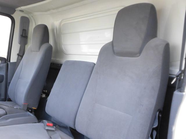 いすゞエルフアルミバン小型（2t・3t）[写真31]