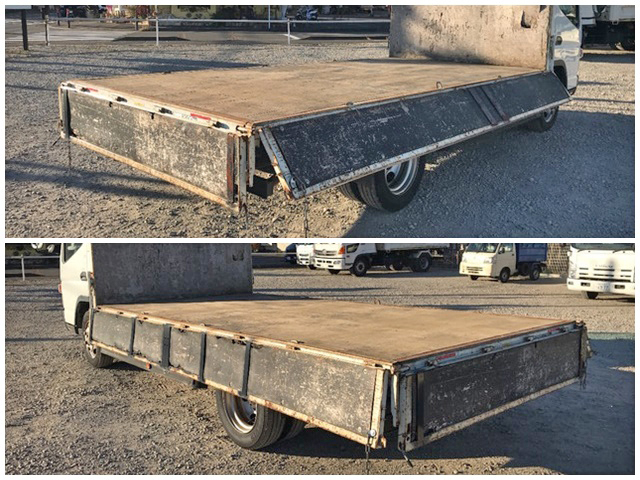 三菱ふそうキャンター平ボディ小型（2t・3t）[写真12]