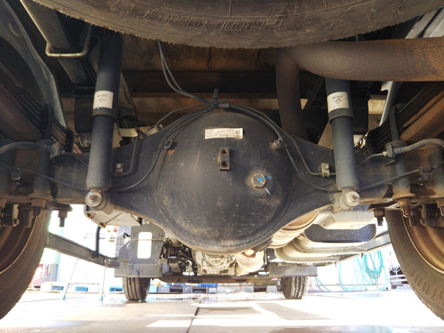 三菱ふそうキャンター平ボディ小型（2t・3t）[写真24]