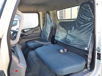 三菱ふそうキャンター平ボディ小型（2t・3t）[写真31]