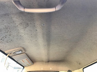 三菱ふそうキャンター平ボディ小型（2t・3t）[写真32]