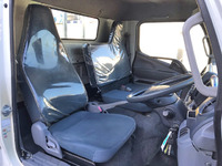 三菱ふそうキャンター平ボディ小型（2t・3t）[写真33]