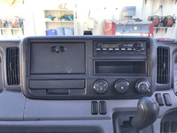 三菱ふそうキャンター平ボディ小型（2t・3t）[写真35]