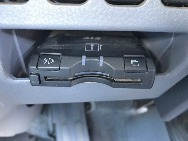 三菱ふそうキャンター平ボディ小型（2t・3t）[写真38]