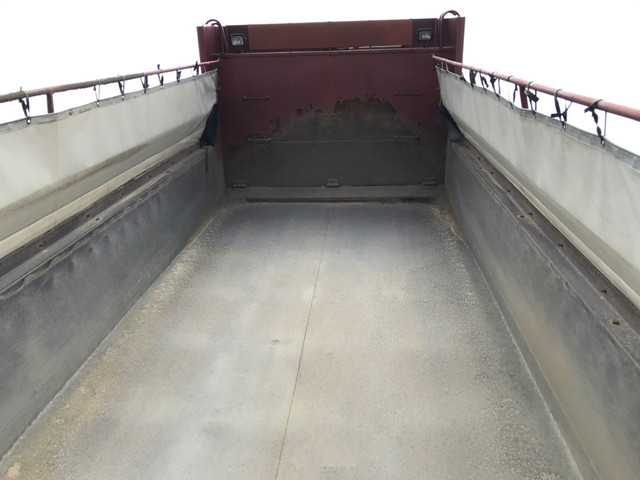 日野レンジャーダンプ増トン（6t・8t）[写真08]