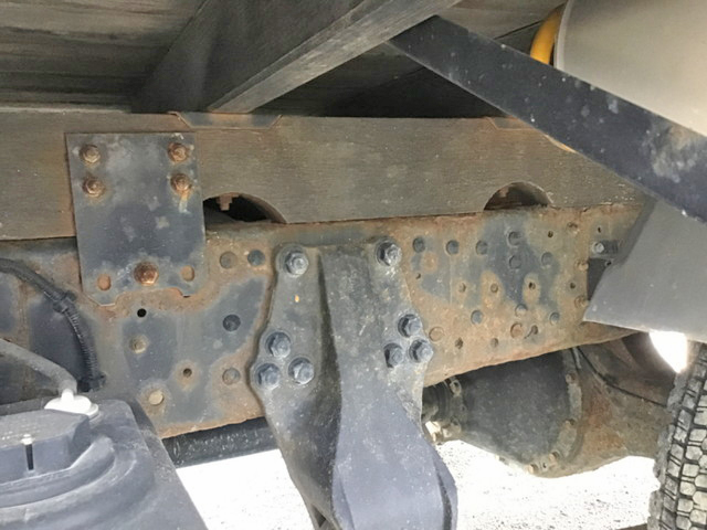 三菱ふそうファイターアルミブロック中型（4t）[写真13]