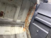 三菱ふそうファイターアルミブロック中型（4t）[写真20]