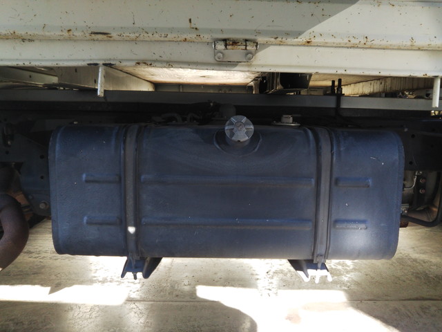 日野デュトロ平ボディ小型（2t・3t）[写真12]