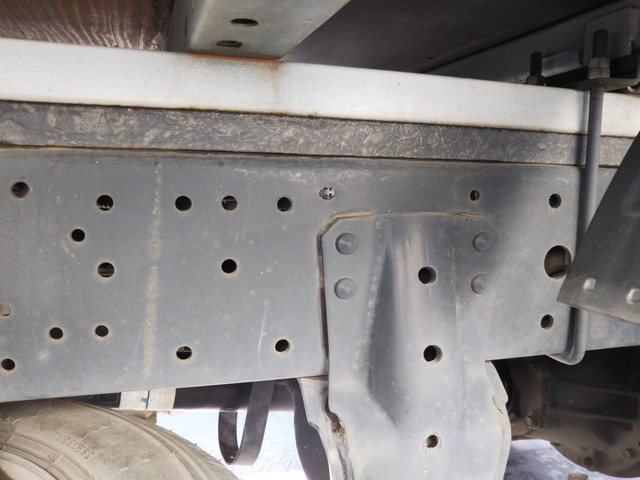 日野デュトロ平ボディ小型（2t・3t）[写真13]