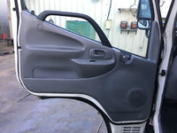 日野デュトロ平ボディ小型（2t・3t）[写真22]