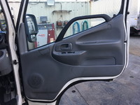 日野デュトロ平ボディ小型（2t・3t）[写真23]