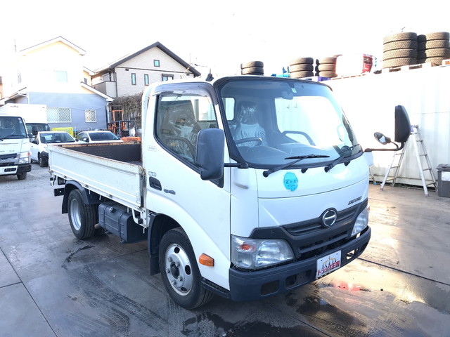 日野デュトロ平ボディ小型（2t・3t）[写真03]