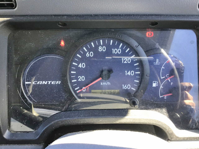 三菱ふそうキャンター冷凍車（冷蔵車）小型（2t・3t）[写真23]