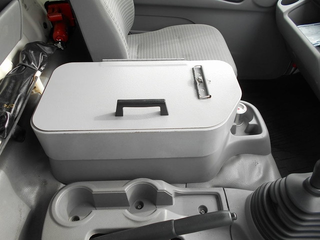 日野デュトロクレーン4段小型（2t・3t）[写真32]