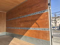 三菱ふそうキャンターアルミバン小型（2t・3t）[写真16]