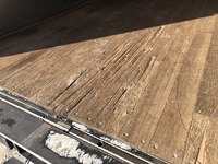 三菱ふそうキャンターアルミバン小型（2t・3t）[写真19]