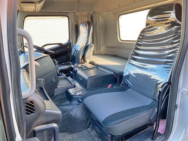 日野プロフィアミキサー車（コンクリートミキサー）大型（10t）[写真32]