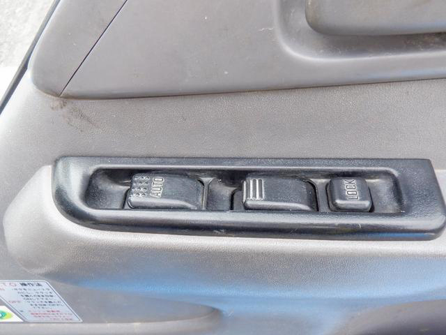 いすゞエルフクレーン3段小型（2t・3t）[写真18]