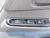 いすゞエルフクレーン3段小型（2t・3t）[写真18]