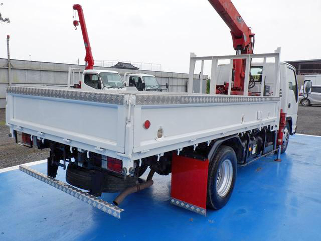 いすゞエルフクレーン3段小型（2t・3t）[写真04]