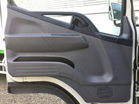 三菱ふそうキャンター冷凍車（冷蔵車）小型（2t・3t）[写真29]