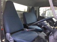 三菱ふそうキャンター冷凍車（冷蔵車）小型（2t・3t）[写真34]