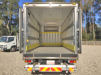 三菱ふそうキャンター冷凍車（冷蔵車）小型（2t・3t）[写真09]