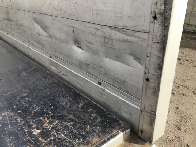 マツダタイタンアルミブロック小型（2t・3t）[写真12]