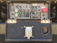 いすゞエルフ高所作業車小型（2t・3t）[写真16]