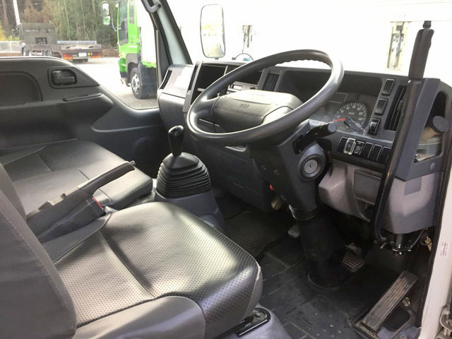 いすゞエルフ高所作業車小型（2t・3t）[写真32]