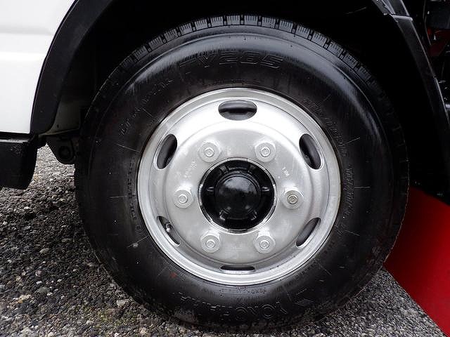 三菱ふそうキャンタークレーン3段小型（2t・3t）[写真15]