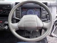 三菱ふそうキャンタークレーン3段小型（2t・3t）[写真28]