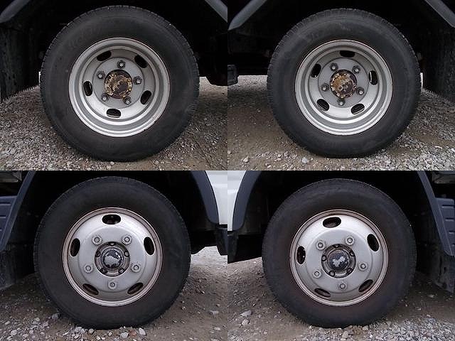 三菱ふそうキャンターダブルキャブ（Wキャブ）小型（2t・3t）[写真20]