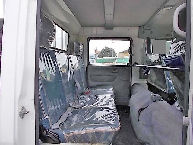 三菱ふそうキャンターダブルキャブ（Wキャブ）小型（2t・3t）[写真31]