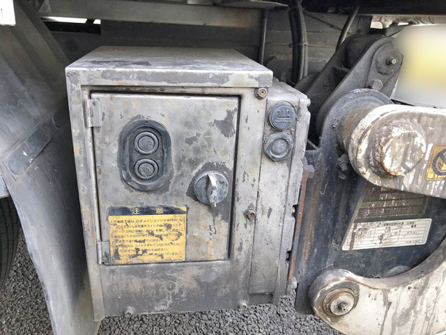 トヨタダイナ平ボディ小型（2t・3t）[写真11]