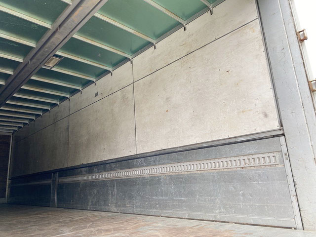 日野プロフィアアルミウイング大型（10t）[写真11]