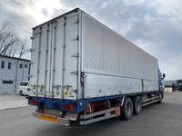 日野プロフィアアルミウイング大型（10t）[写真02]