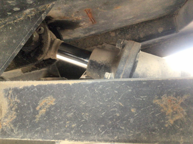 三菱ふそうファイターダンプ中型（4t）[写真16]