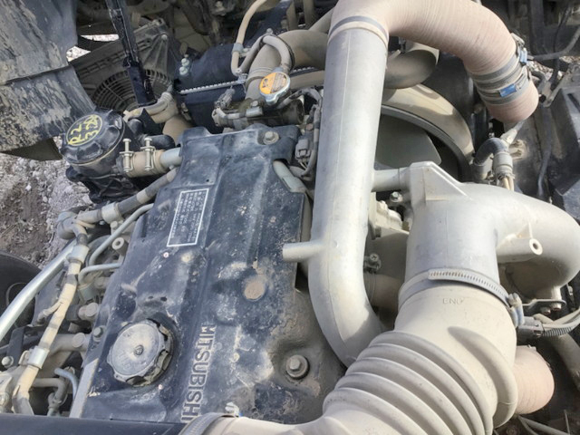 三菱ふそうファイターダンプ中型（4t）[写真19]