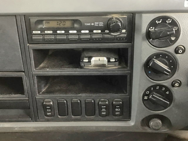 三菱ふそうファイターダンプ中型（4t）[写真30]