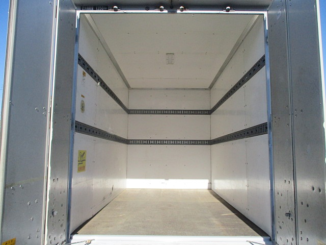 日産アトラスパネルバン小型（2t・3t）[写真11]