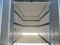 日産アトラスパネルバン小型（2t・3t）[写真11]