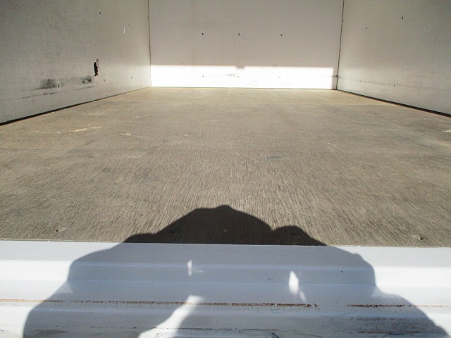 日産アトラスパネルバン小型（2t・3t）[写真14]