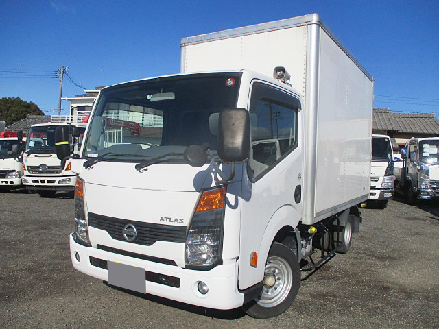 日産アトラスパネルバン小型（2t・3t）[写真03]