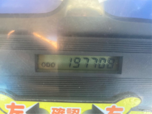 UDトラックスクオンミキサー車（コンクリートミキサー）大型（10t）[写真12]