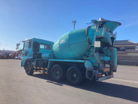 UDトラックスクオンミキサー車（コンクリートミキサー）大型（10t）[写真05]